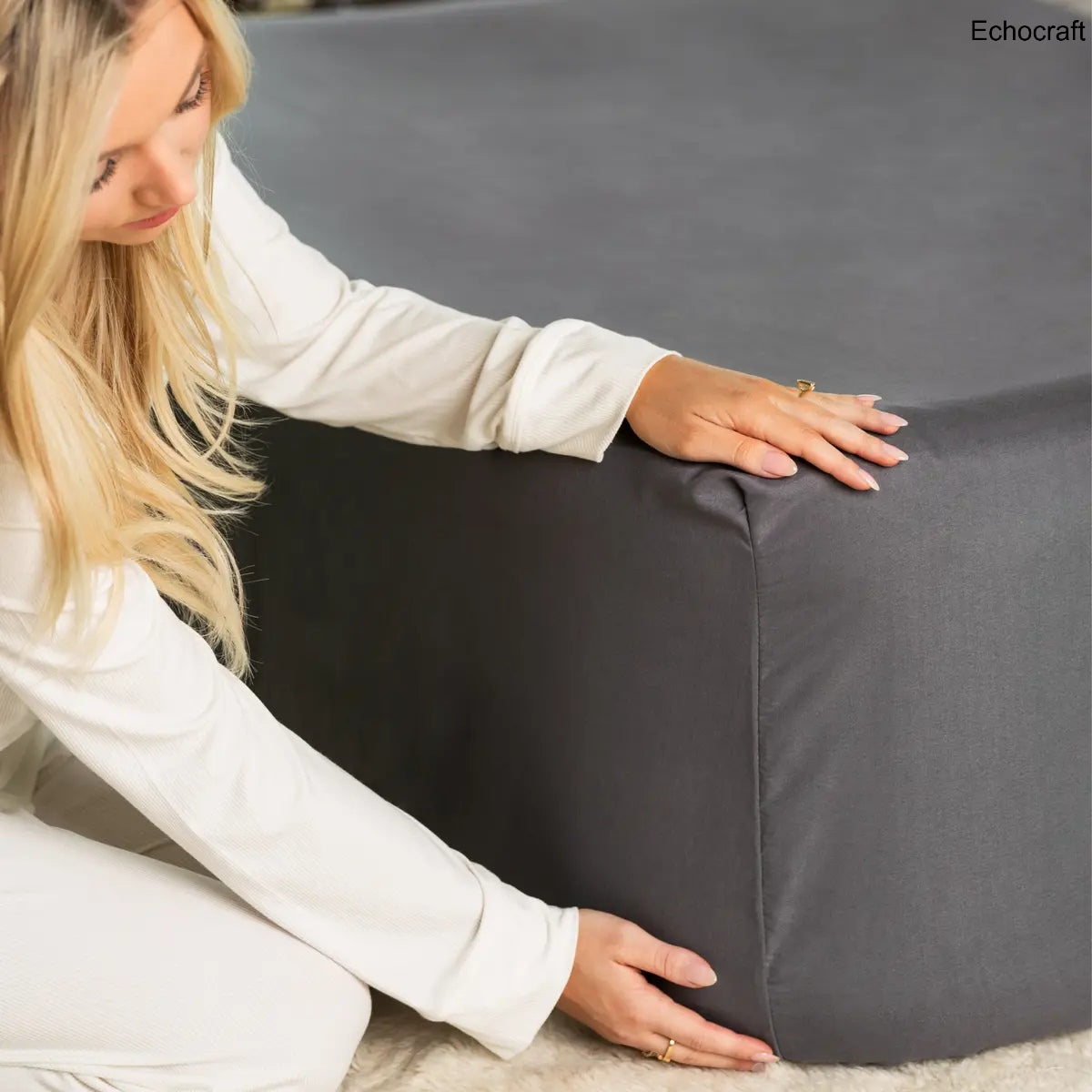 Ultra-Soft Microfiber Deep Pocket Fitted Sheet – 24" Mattress