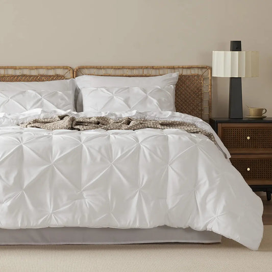7-Piece Bedding Set – King, Ultra-Soft, Pintuck, Geometric, All-Season
