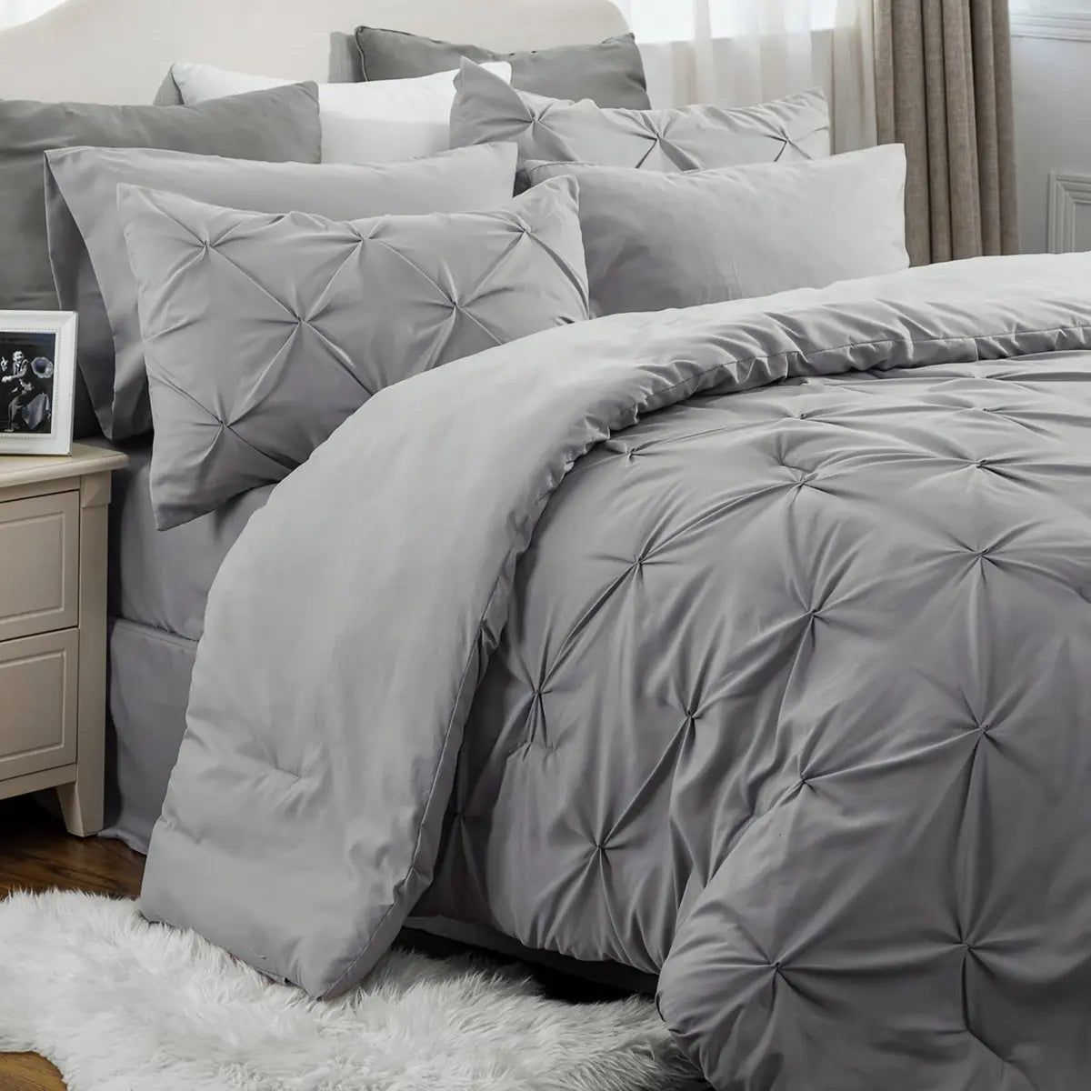 7-Piece Bedding Set – King, Ultra-Soft, Pintuck, Geometric, All-Season